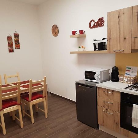Canale Rooms E Apartments Casteldaccia Exterior photo